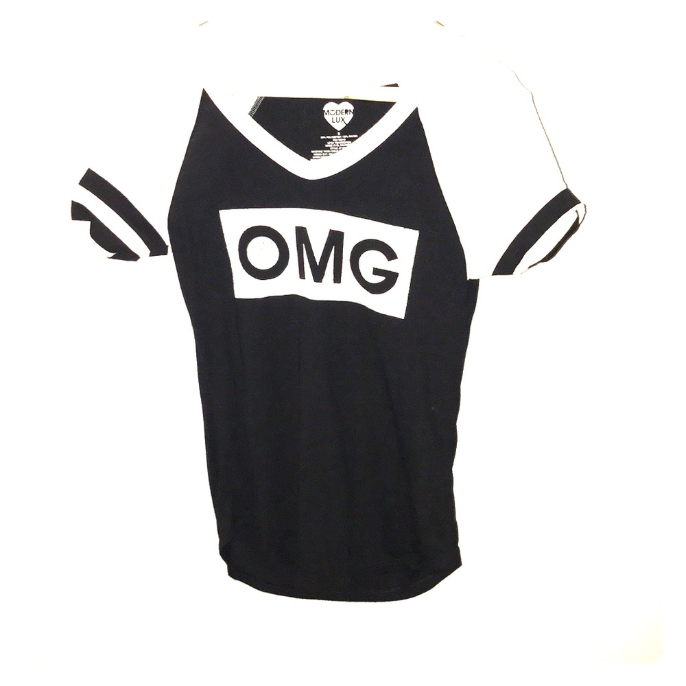 Graphic tee